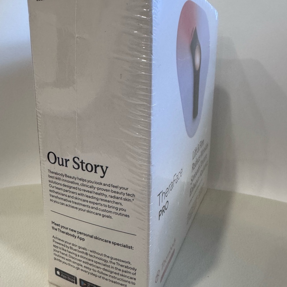 Therabody TheraFace PRO Skincare Device lift and firm - Picture 4 of 6